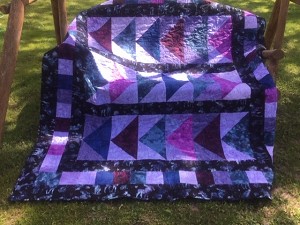 Hoffman Custom Batik JD4230 Moose Quilt Kit 