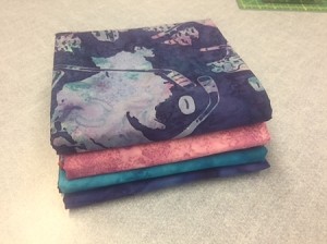Hoffman Custom Bali Batik Multi Hockey 5 Yard Bundle 